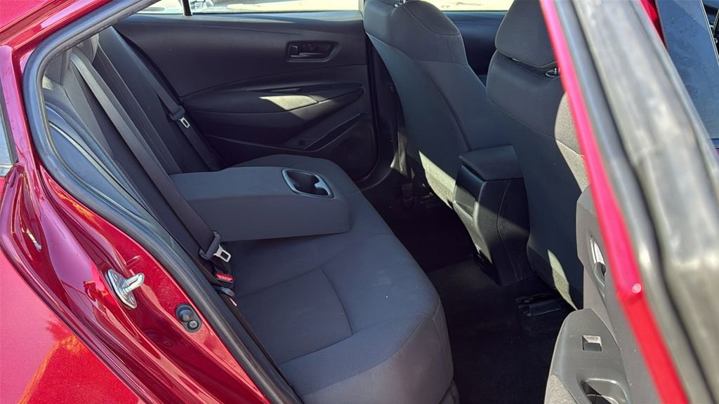 Used 2022 Toyota Corolla LE image 12