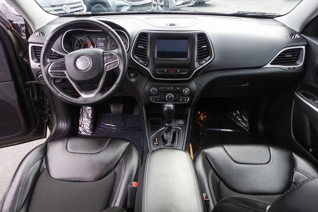 Used 2021 Jeep Cherokee Latitude Plus w/ Sun & Sound Group image 28