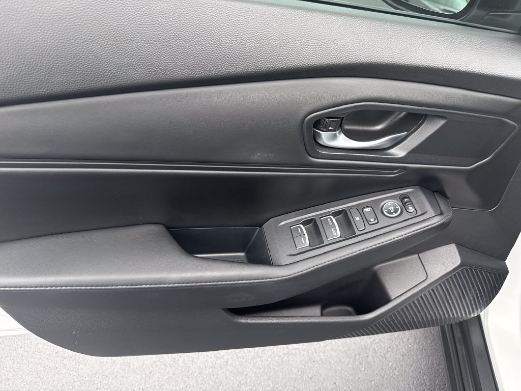 Used 2024 Honda Accord Sport image 9