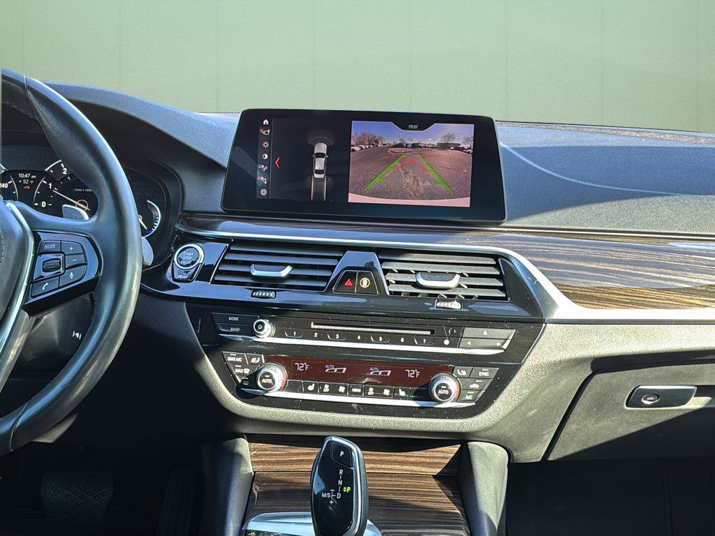 Used 2019 BMW 530i w/ Convenience Package image 23