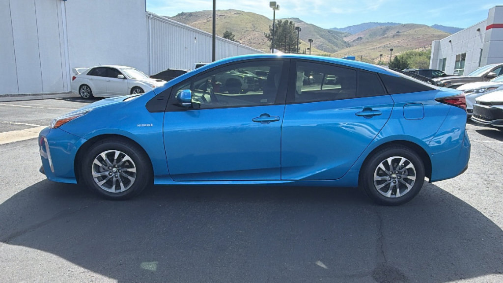 Used 2022 Toyota Prius XLE w/ Advanced Technology Package FWD image 6