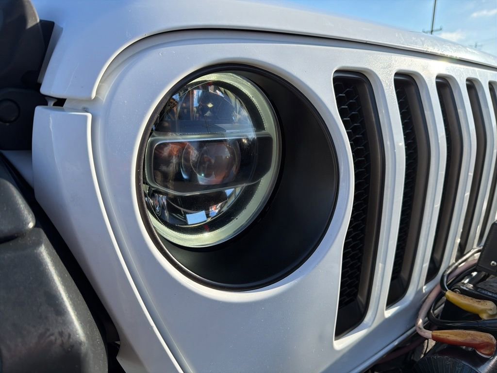 Used 2018 Jeep Wrangler Unlimited Rubicon AWD/4WD image 17
