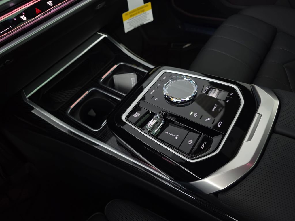 New 2026 BMW 760i xDrive w/ Executive Package image 25
