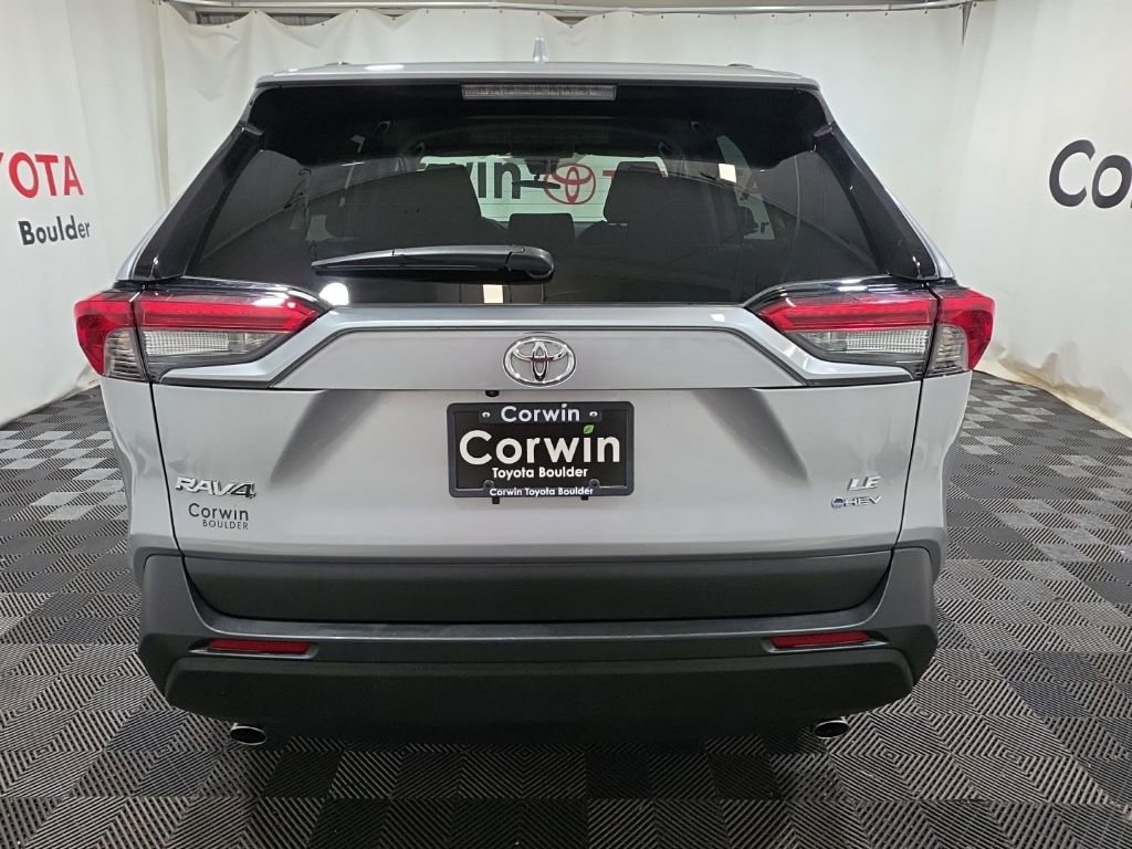 Used 2025 Toyota RAV4 LE image 5