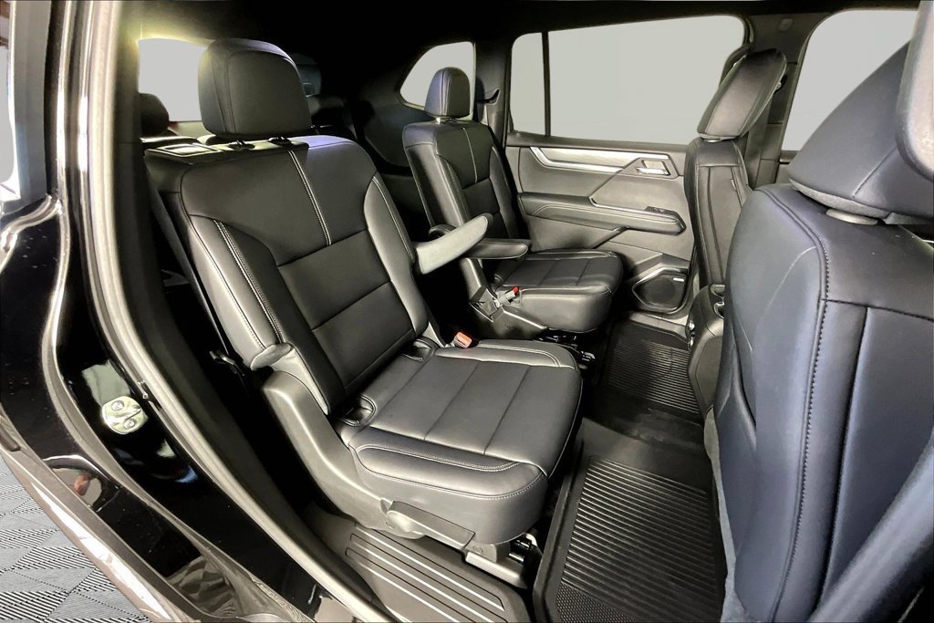 New 2026 GMC Acadia Elevation w/ Elevation Premium Package FWD image 10