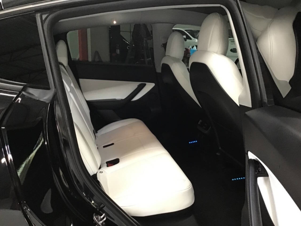 Used 2021 Tesla Model Y Performance AWD/4WD image 29