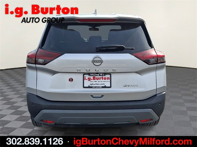 Used 2023 Nissan Rogue SV image 5