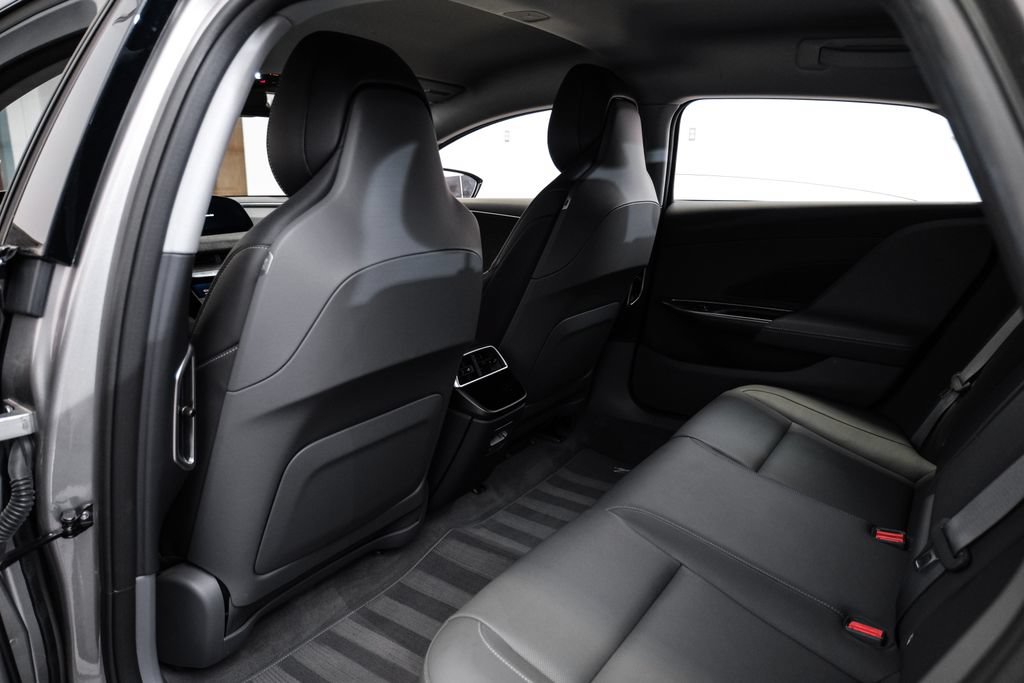Used 2025 Lucid Air Touring AWD/4WD image 41