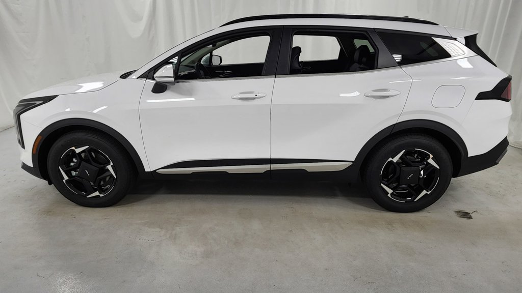 New 2026 Kia Sportage EX w/ EX Panorama Roof Package FWD image 6