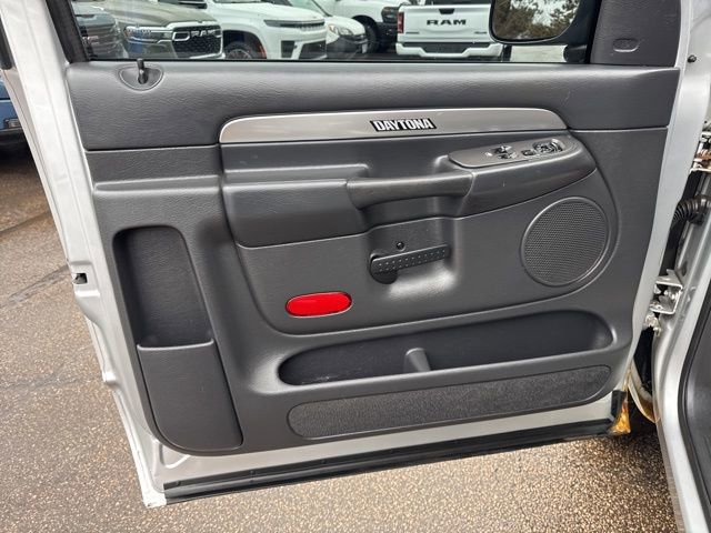Used 2005 Dodge Ram 1500 Truck SLT w/ Daytona Edition Group image 8