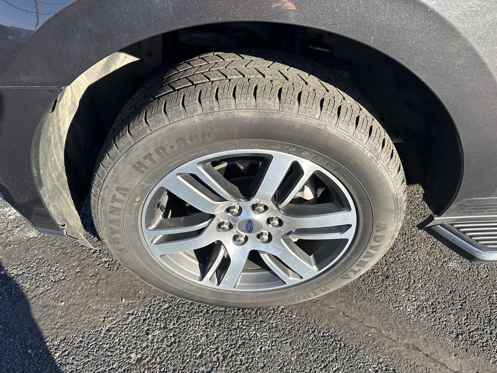 Used 2023 Ford Expedition Max Limited image 15