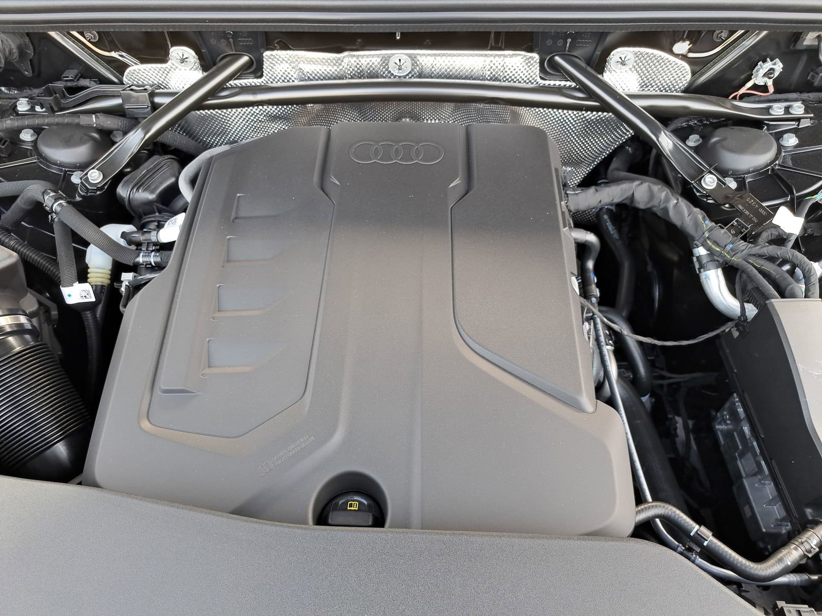 New 2025 Audi Q5 Premium Plus image 33