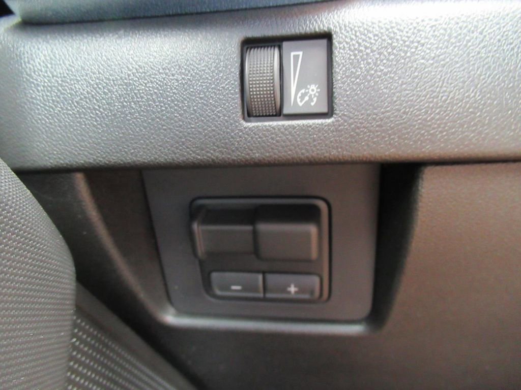 New 2026 GMC Canyon Elevation w/ Convenience Package RWD image 21