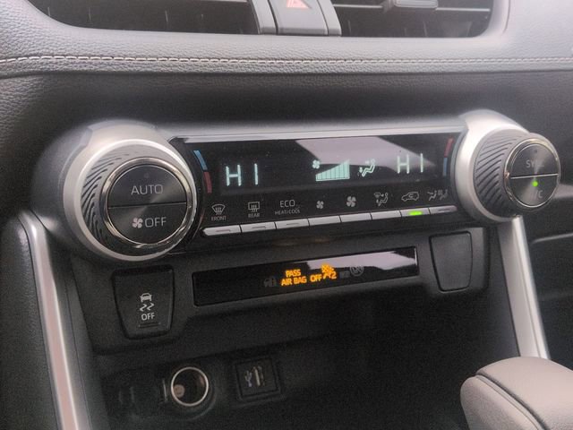 Certified 2025 Toyota RAV4 LE image 20