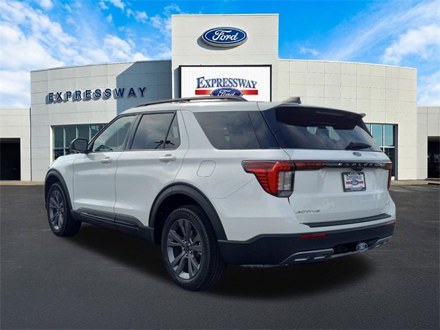 New 2026 Ford Explorer Active image 8