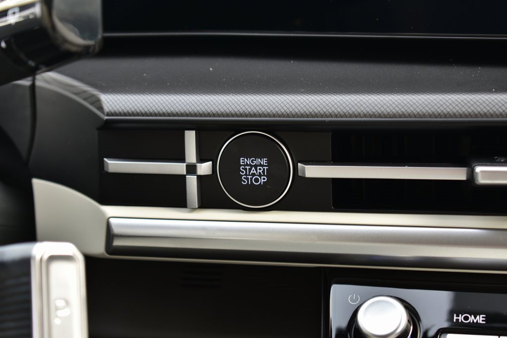 New 2026 Hyundai Santa Fe SEL image 39