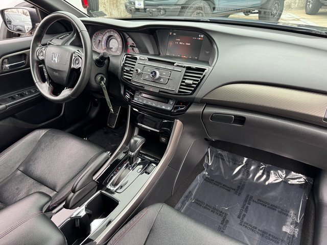 Used 2017 Honda Accord Sport Special Edition image 20