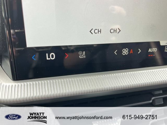 Certified 2025 Ford Explorer Platinum w/ LUX Leather Package image 38