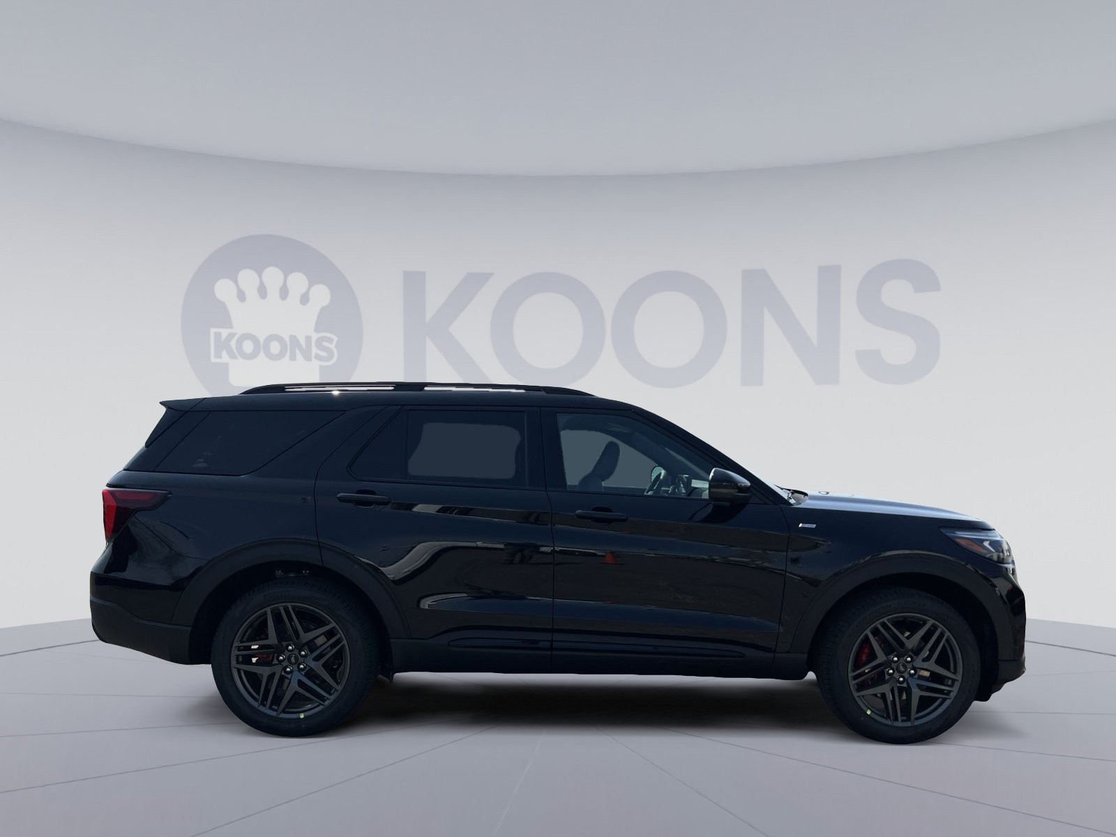 New 2026 Ford Explorer ST-Line w/ ST-Line Street Pack AWD/4WD image 8