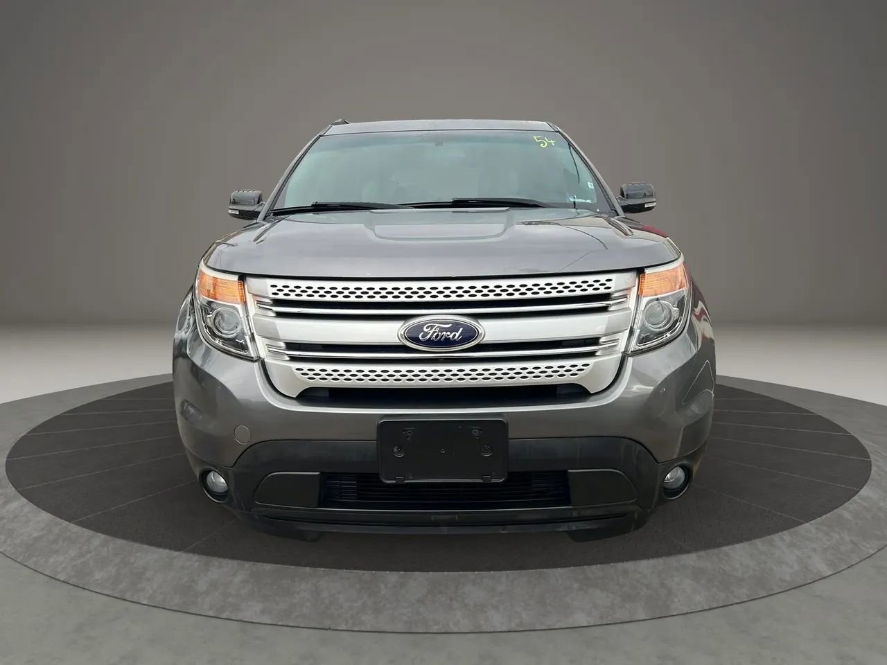 Used 2014 Ford Explorer XLT image 2