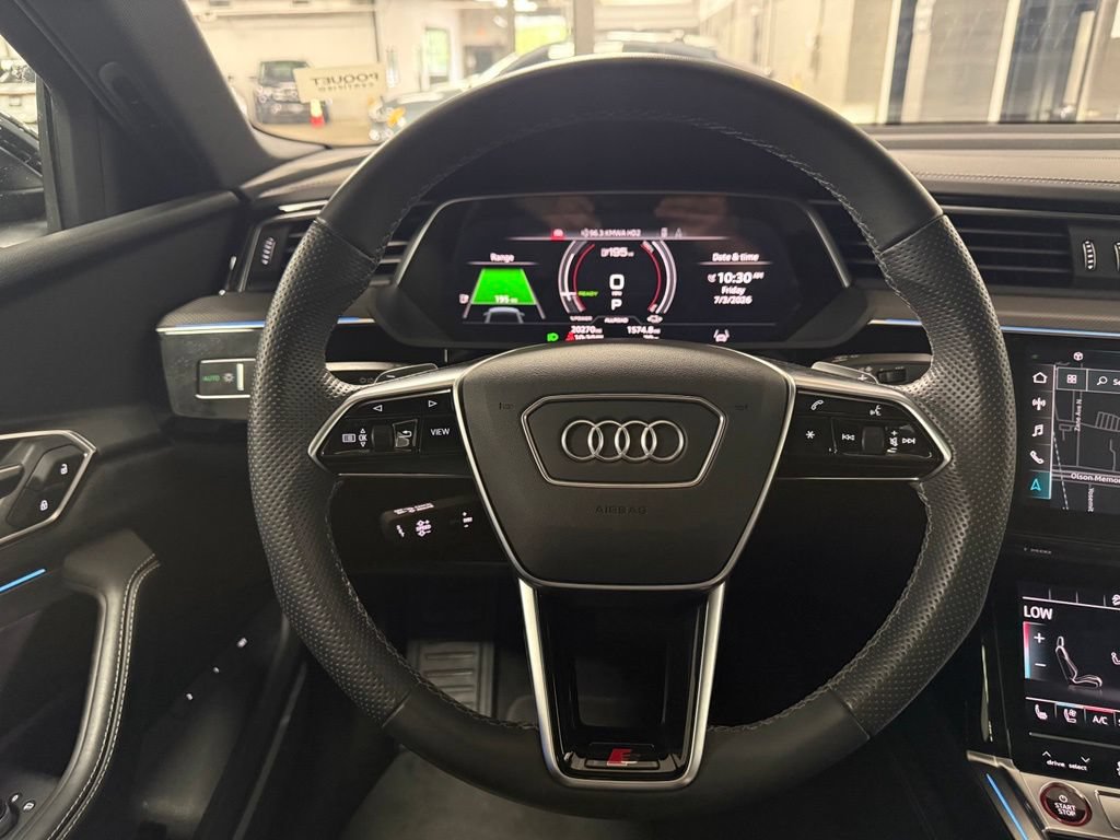 Used 2023 Audi e-tron S Premium Plus w/ Black Optic Package AWD/4WD image 11