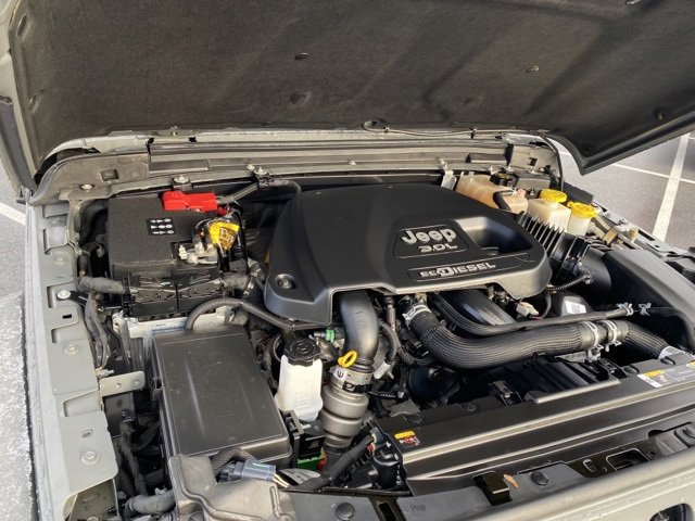 Used 2022 Jeep Gladiator Overland image 17