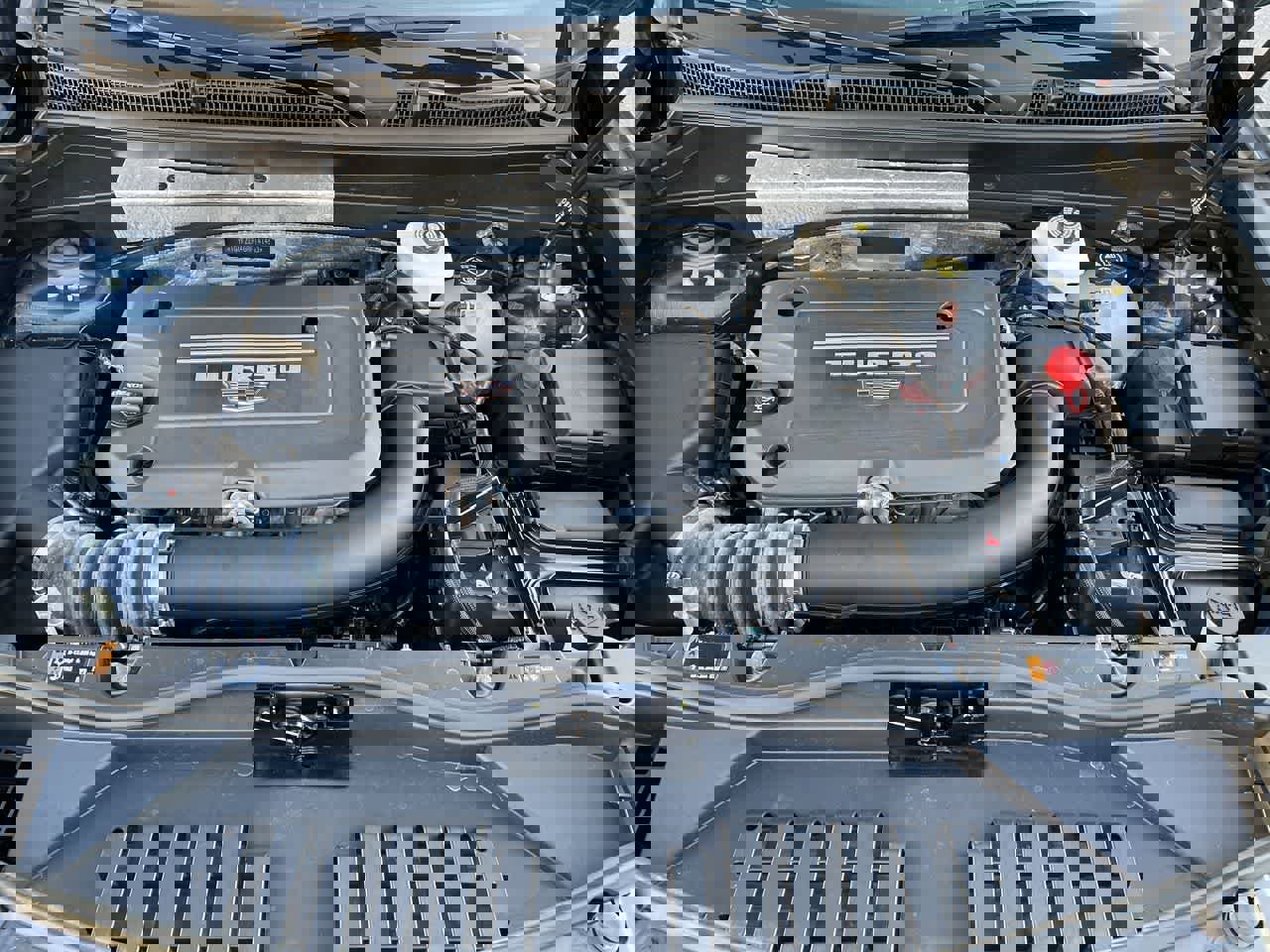 Certified 2024 Cadillac XT4 Sport w/ LPO, Floor Liner Package image 33