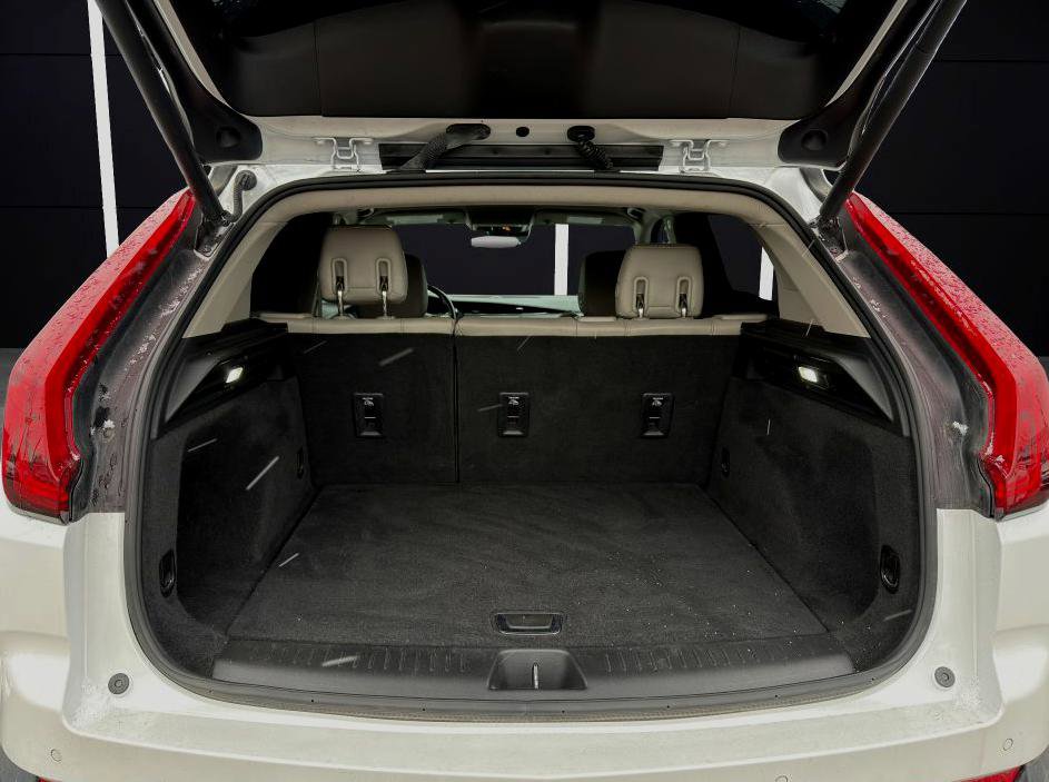 Used 2023 Cadillac XT4 Luxury image 22