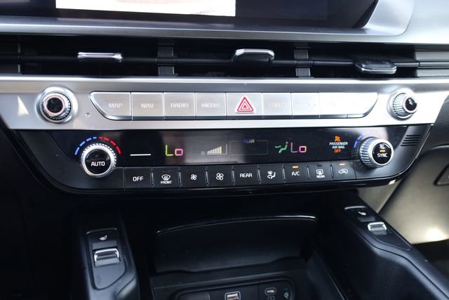 Certified 2025 Kia Telluride S image 21