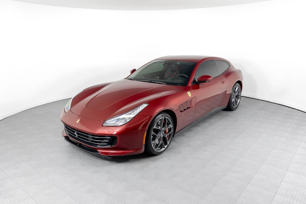 Certified 2019 Ferrari GTC4Lusso T RWD image 8