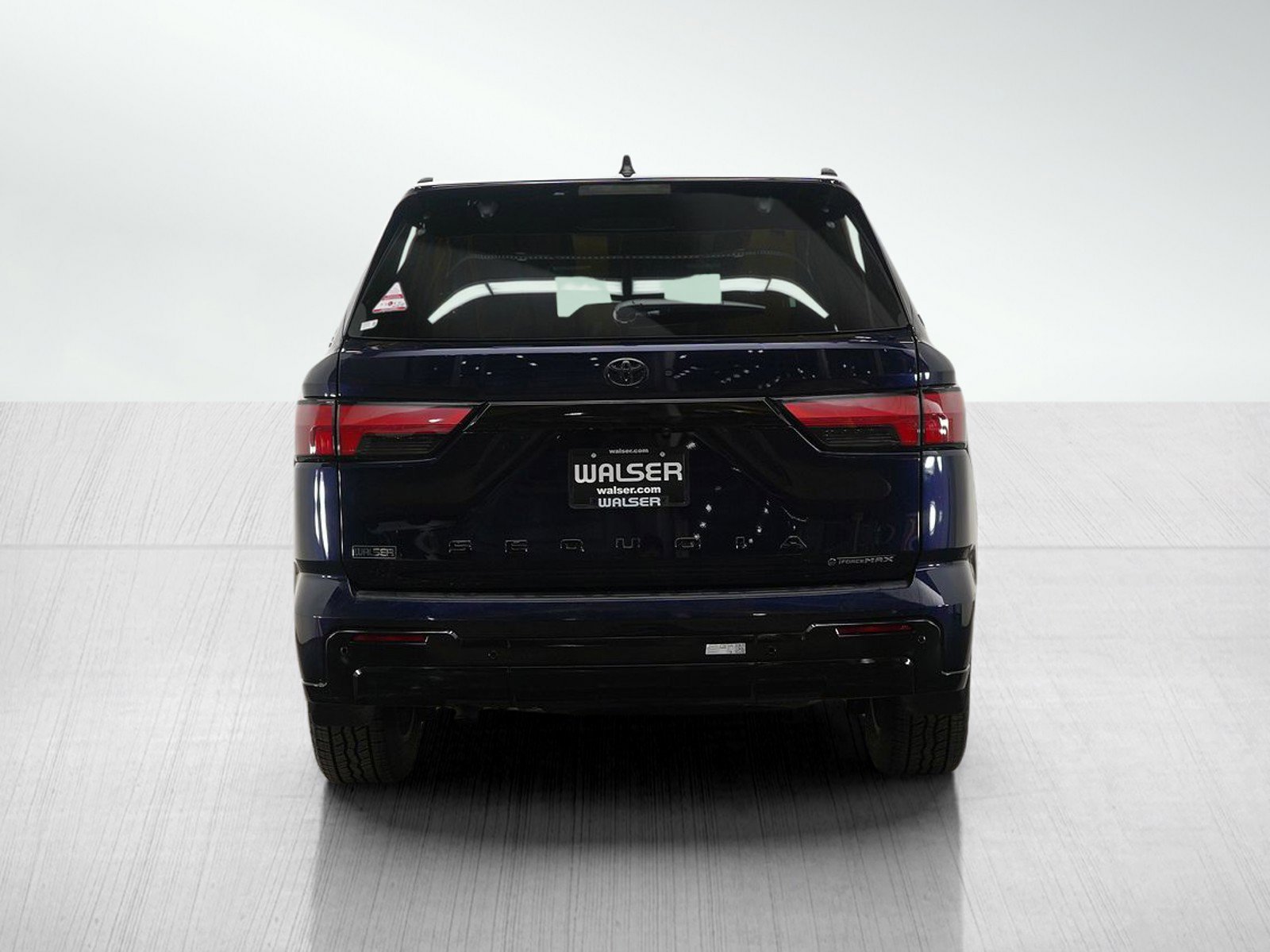 Used 2025 Toyota Sequoia Platinum image 4