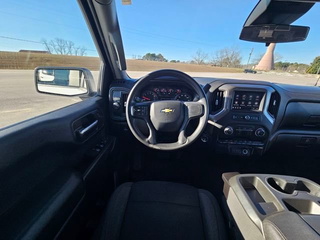 Used 2022 Chevrolet Silverado 1500 Custom image 13