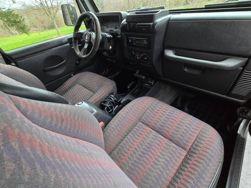 Used 2000 Jeep Wrangler Sport AWD/4WD image 12