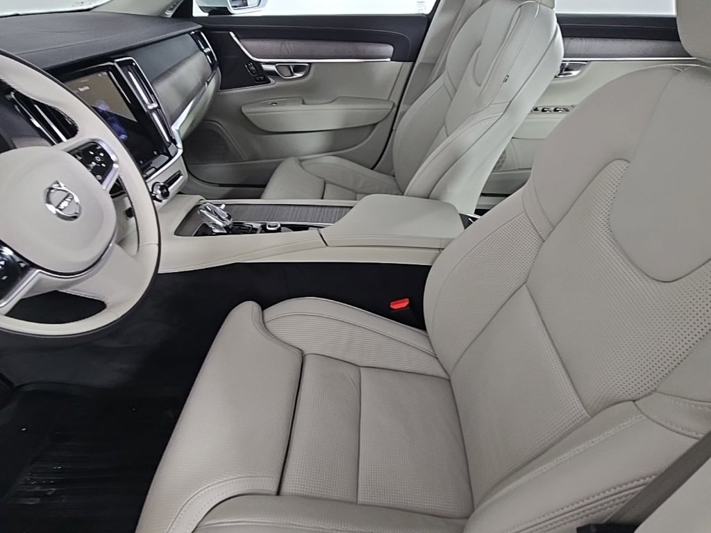 Certified 2023 Volvo S90 B6 Ultimate image 16