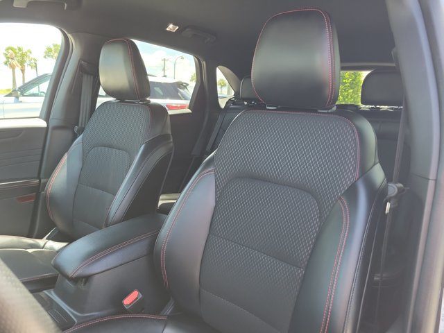 Certified 2025 Ford Escape ST-Line FWD image 18