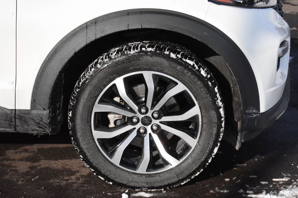 Used 2022 Ford Explorer ST image 11