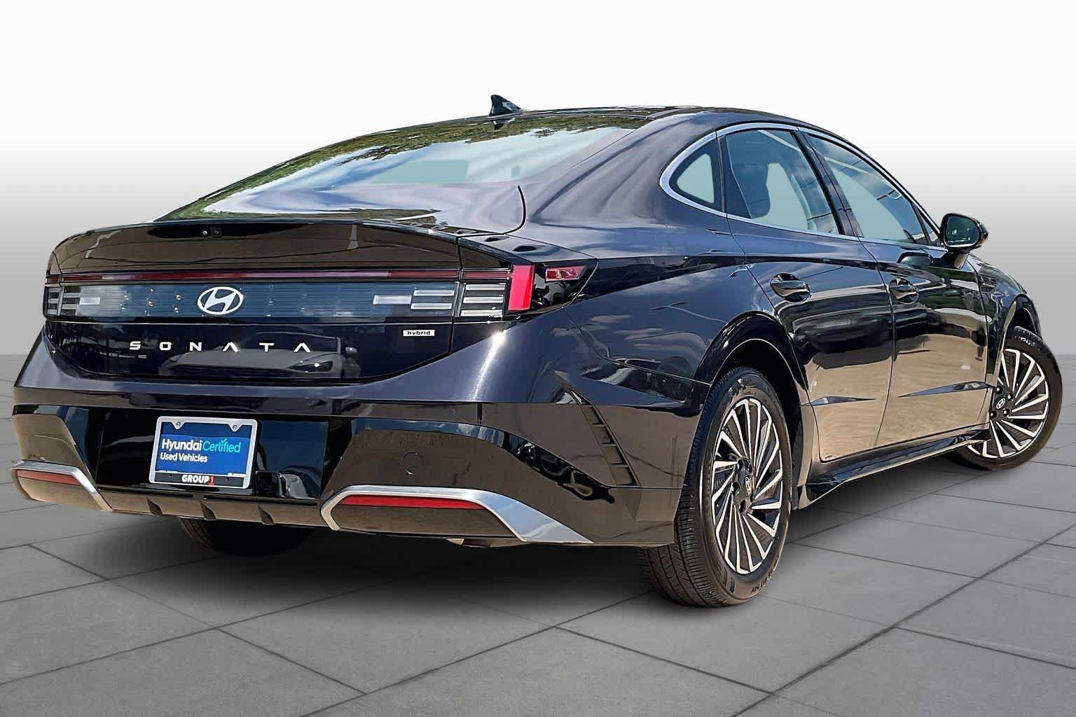 Certified 2025 Hyundai Sonata SEL image 13