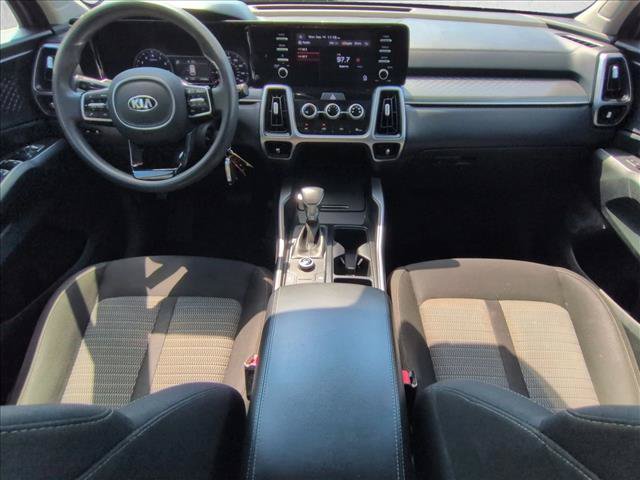 Used 2021 Kia Sorento LX FWD image 16