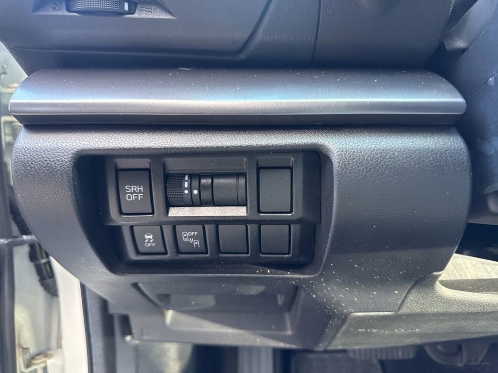 Certified 2022 Subaru Impreza 2.0i Limited image 20