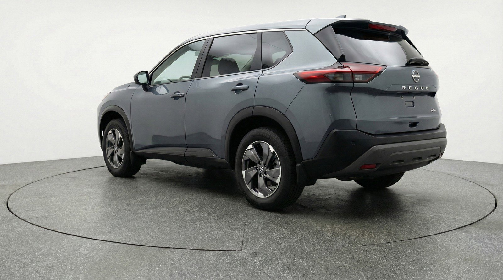 Used 2025 Nissan Rogue SV FWD image 6