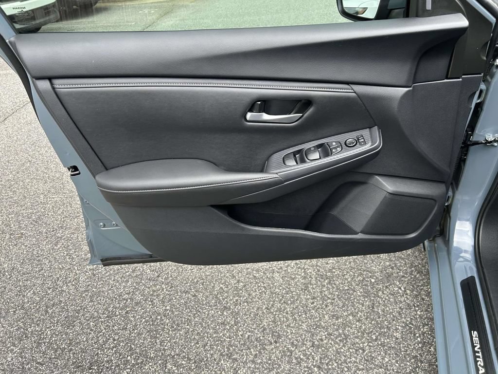 Used 2025 Nissan Sentra SV w/ All-Weather Package FWD image 13