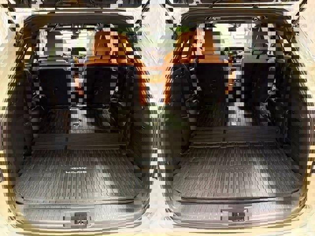 Used 2021 Toyota Highlander Platinum image 29