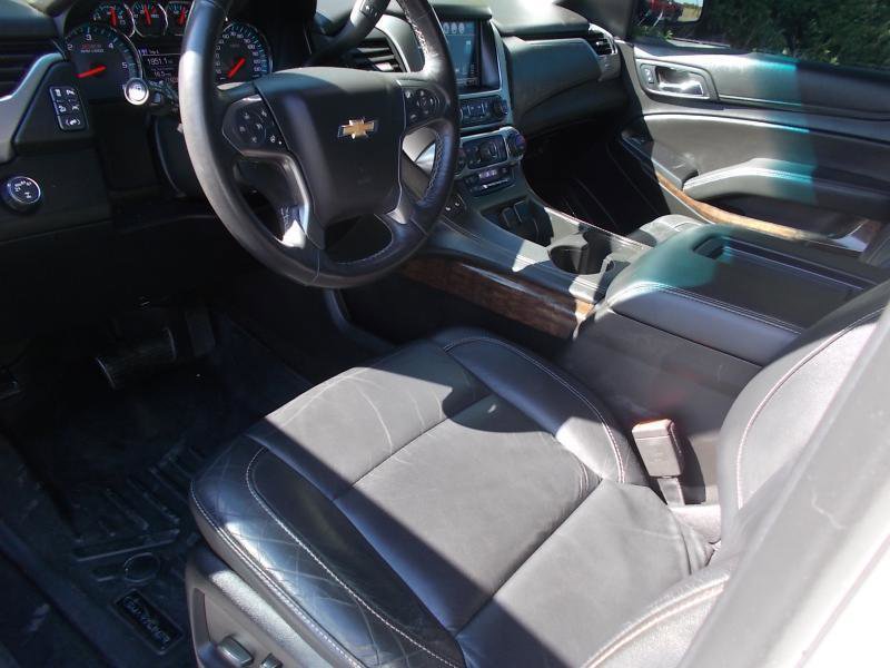 Used 2018 Chevrolet Suburban LT AWD/4WD image 30