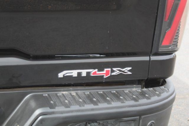 Used 2024 GMC Sierra 2500 AT4X w/ AT4X AEV Edition image 5