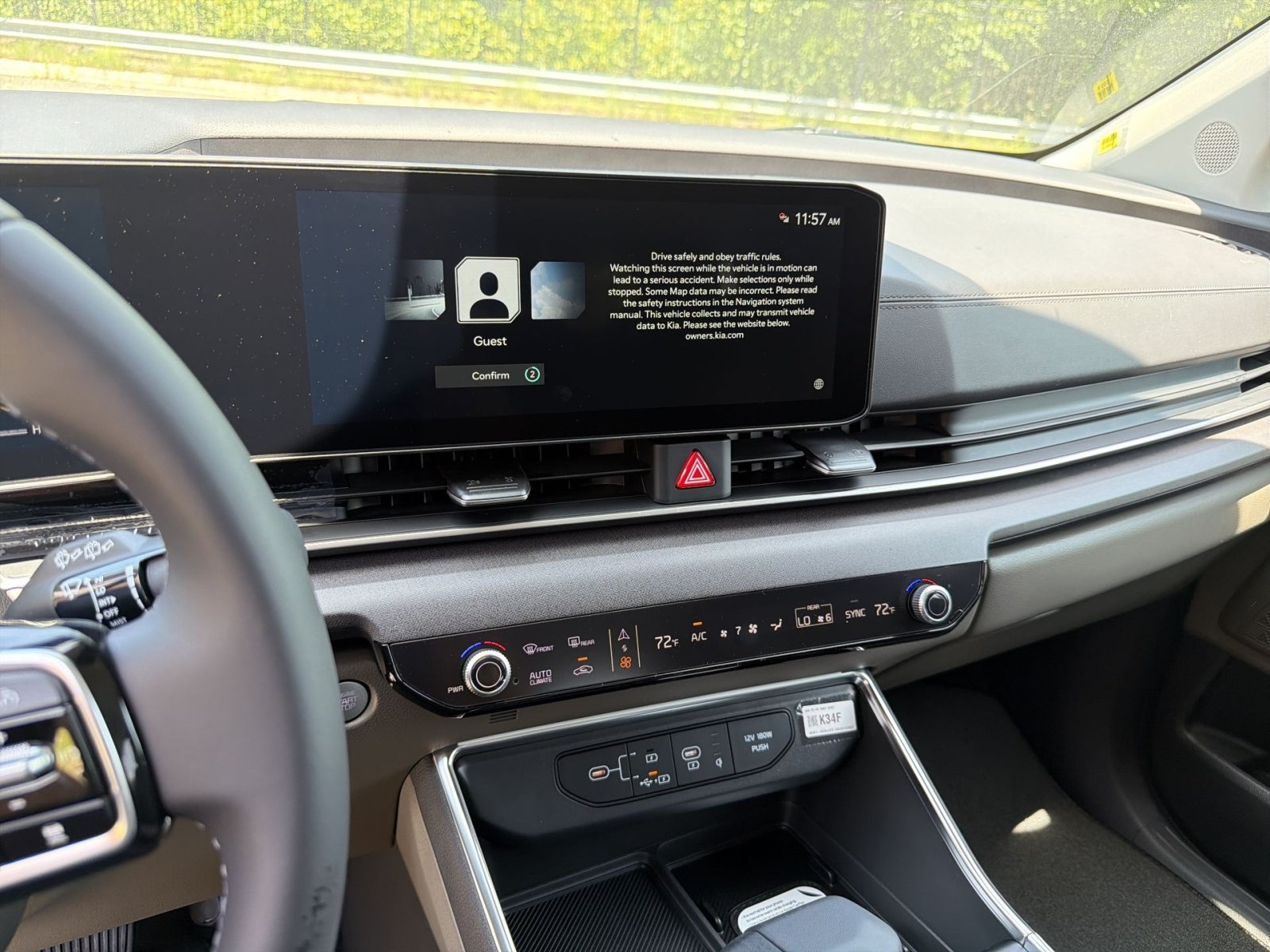 New 2026 Kia Carnival EX FWD image 21
