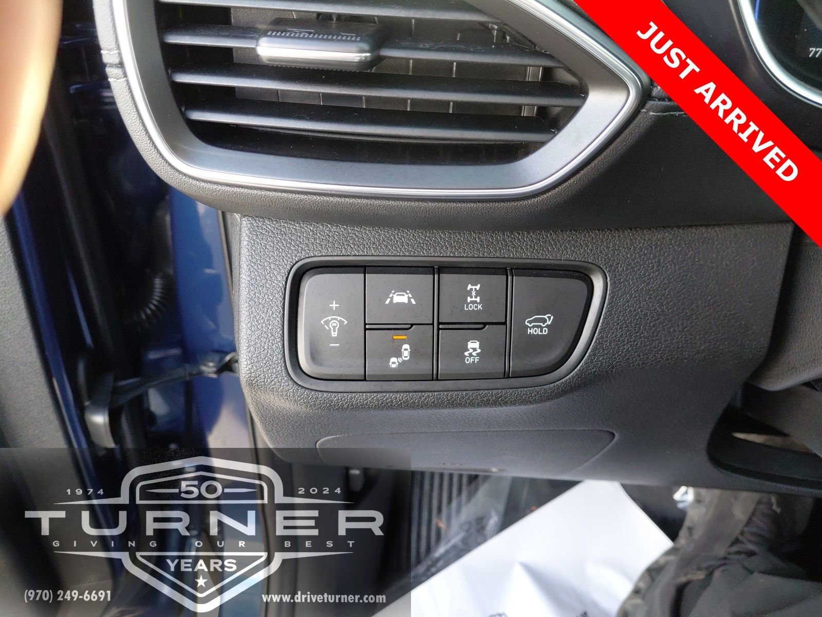 Used 2020 Hyundai Santa Fe Limited w/ Cargo Package image 36