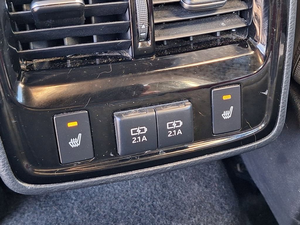 Used 2019 Toyota Avalon Limited image 14