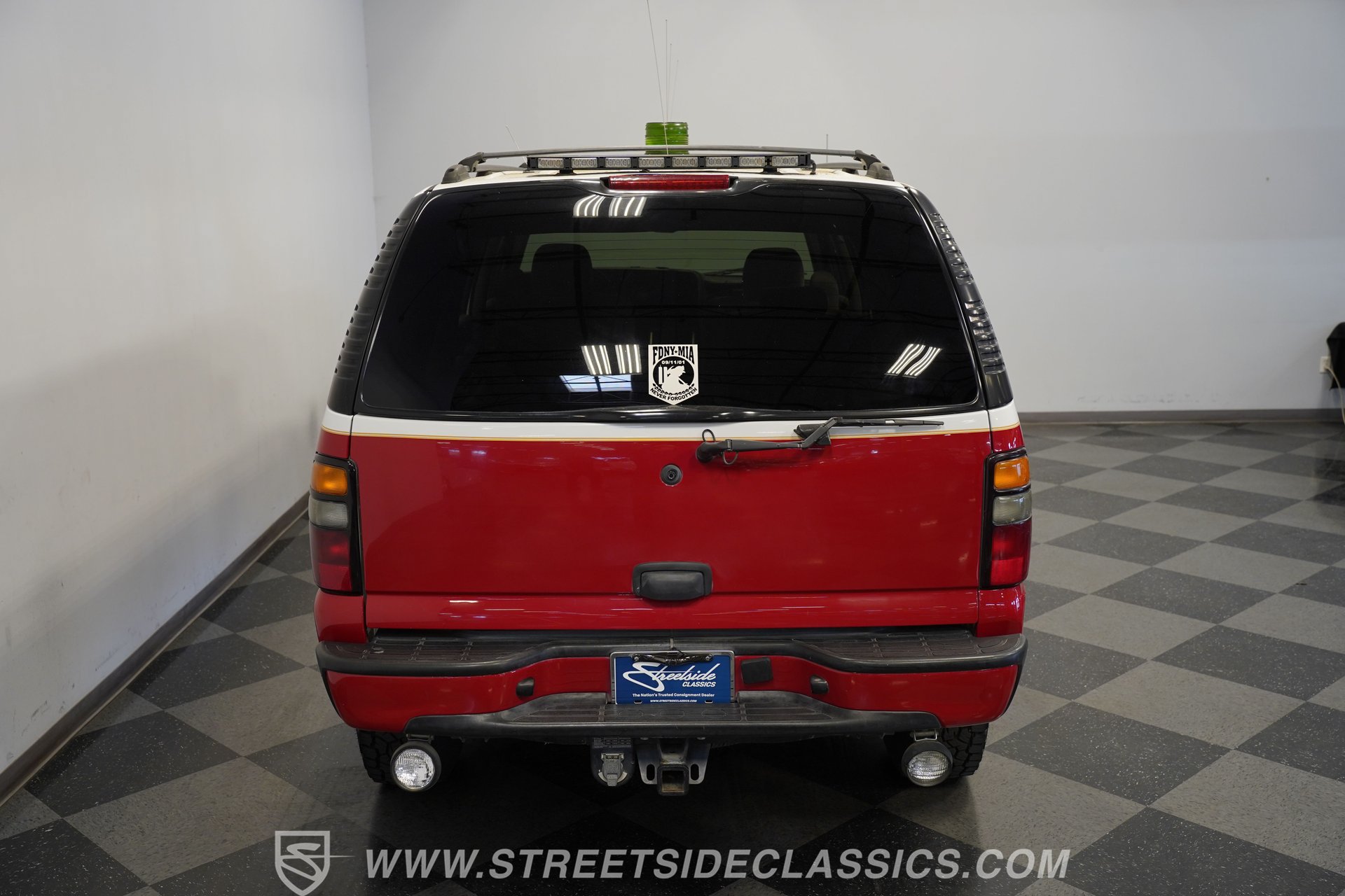 Used 2004 Chevrolet Suburban 2500 LS w/ Suspension Package, Autoride AWD/4WD image 28