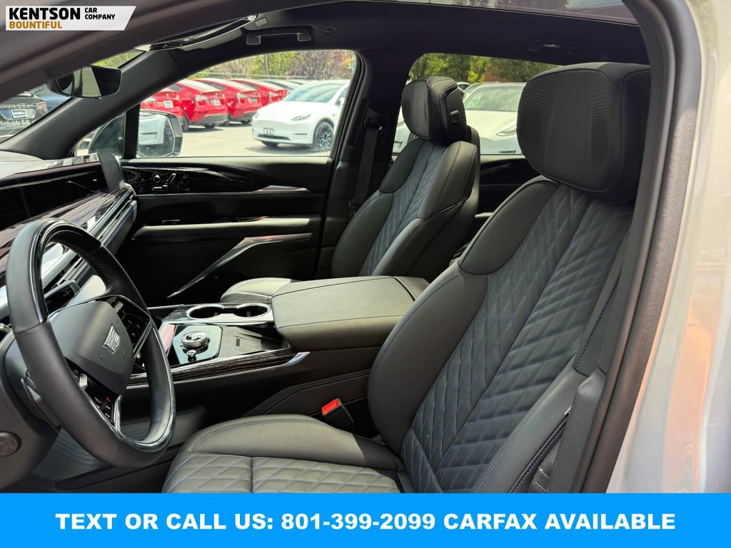 Used 2025 Cadillac Escalade IQ Sport 1 AWD/4WD image 28