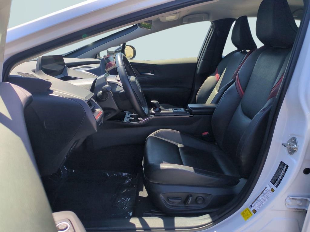 Used 2024 Toyota Prius Prime FWD image 21